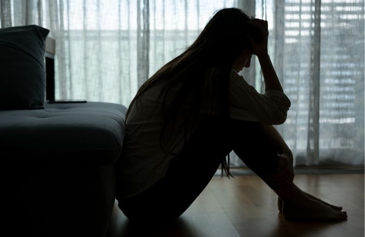 抑鬱症、憂鬱症怎麼判斷？從心理學角度看5個診斷重點