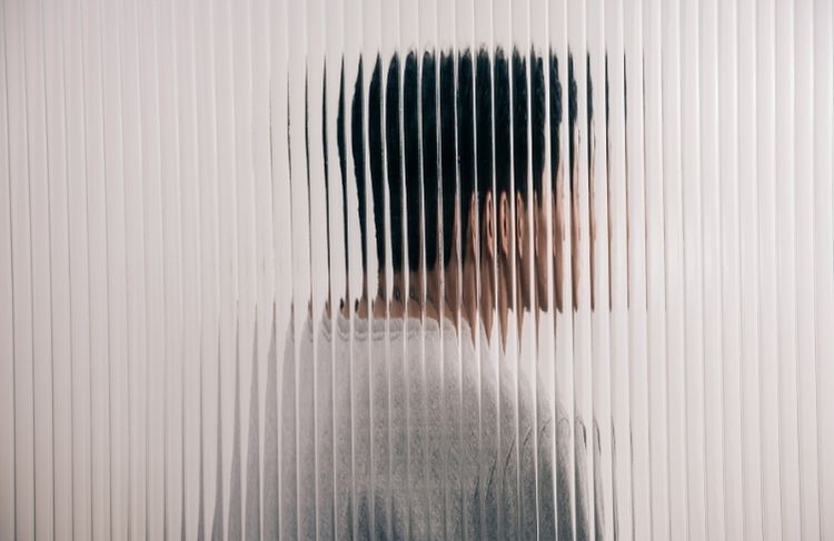 抑鬱症、憂鬱症怎麼判斷？從心理學角度看5個診斷重點
