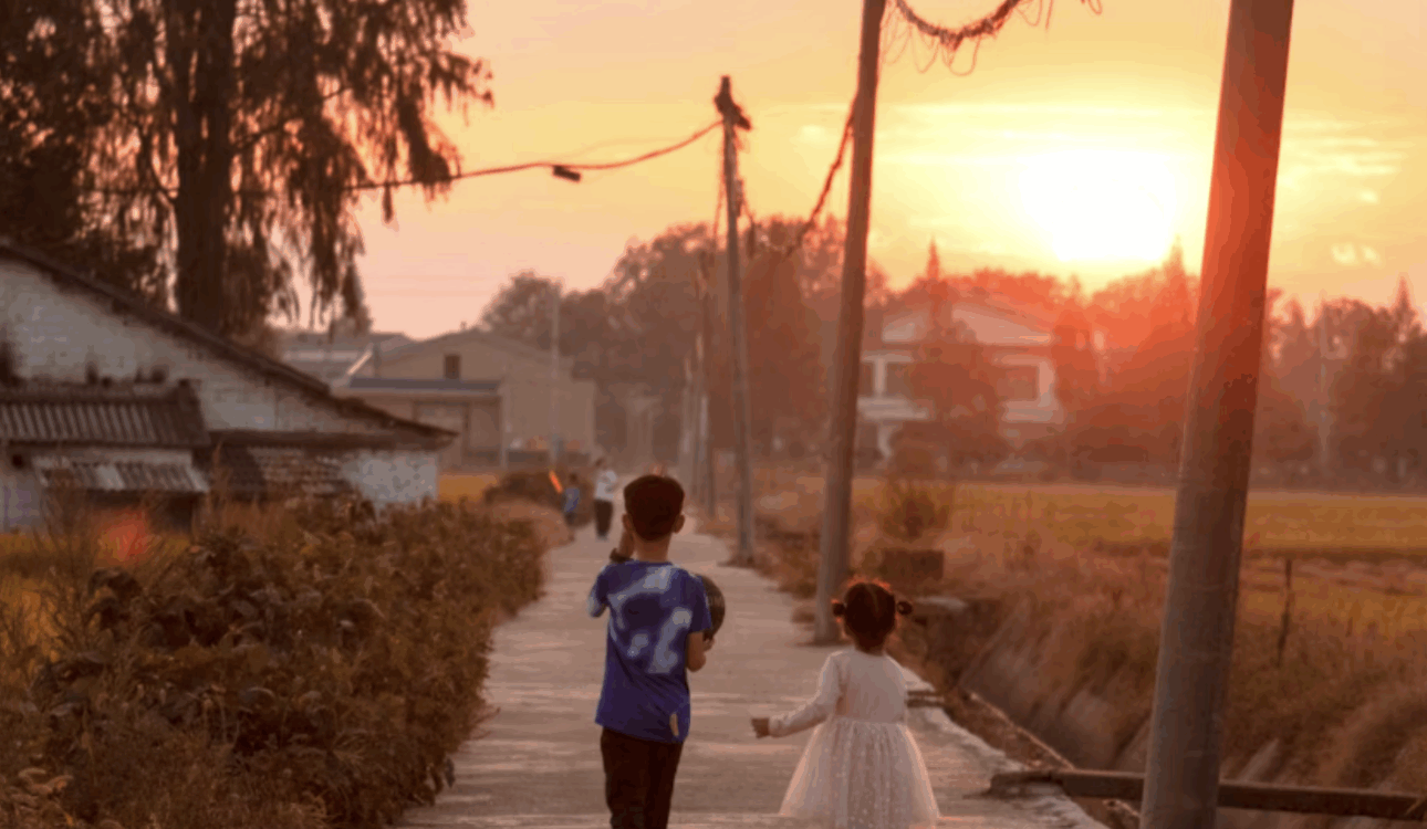 童年創傷後遺症怎麼影響親密關係？諮商心理師這樣解釋